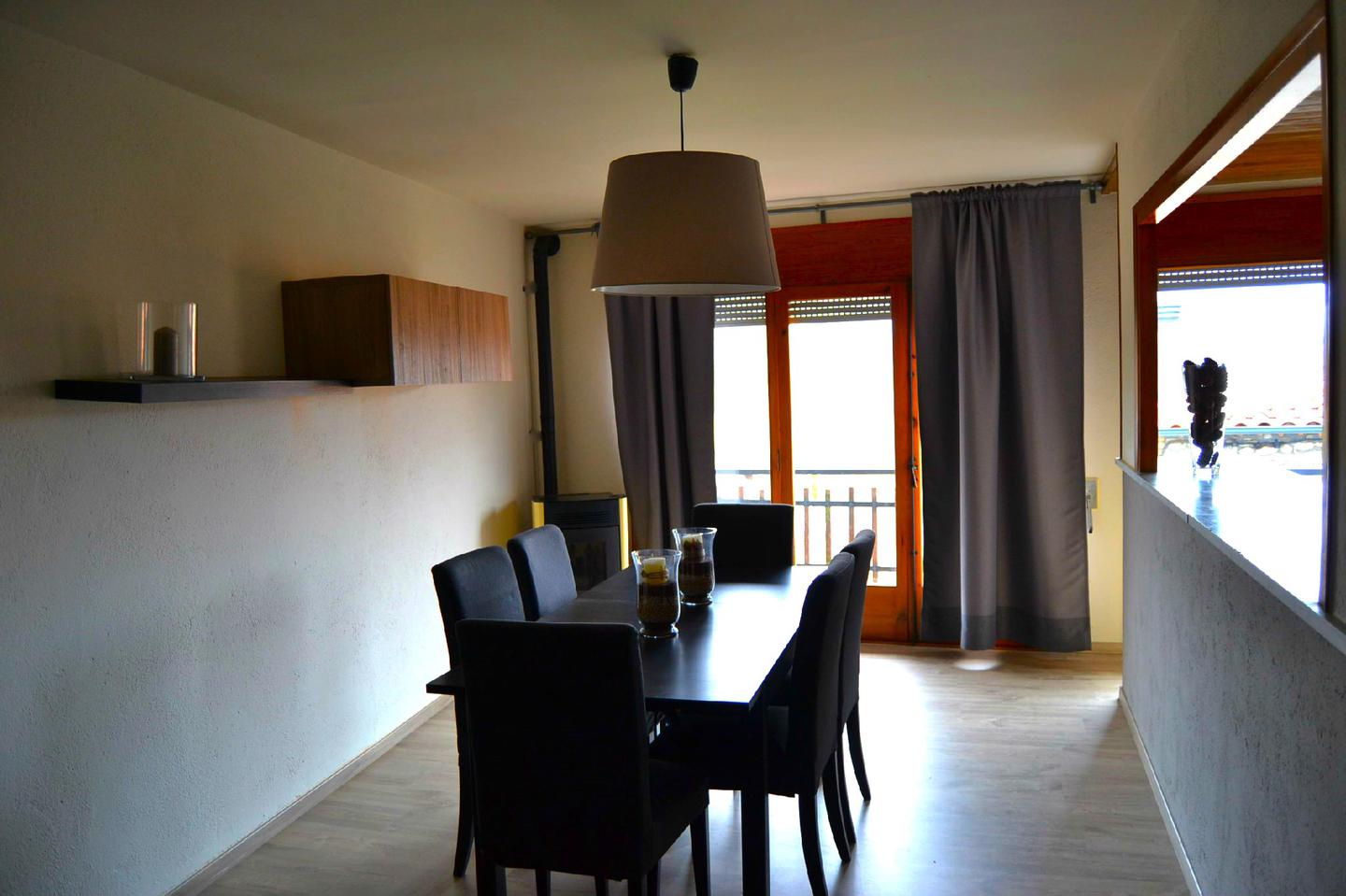 Apartament -
                                      Bellver De Cerdanya -
                                      3 dormitoris -
                                      5 ocupants